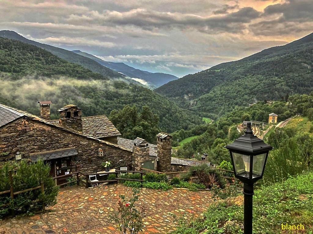 Masia Can Constans เกราลบ์ส ภายนอก รูปภาพ